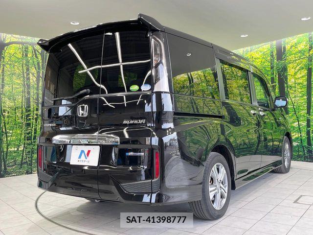 Honda STEP WGN 2018-01 7729299-16