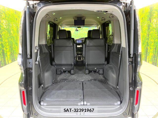 Honda STEP WGN 2017-11 7729304-10