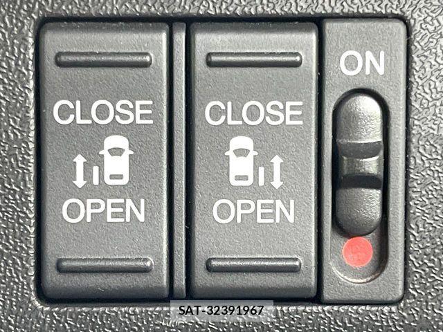 Honda STEP WGN 2017-11 7729304-5