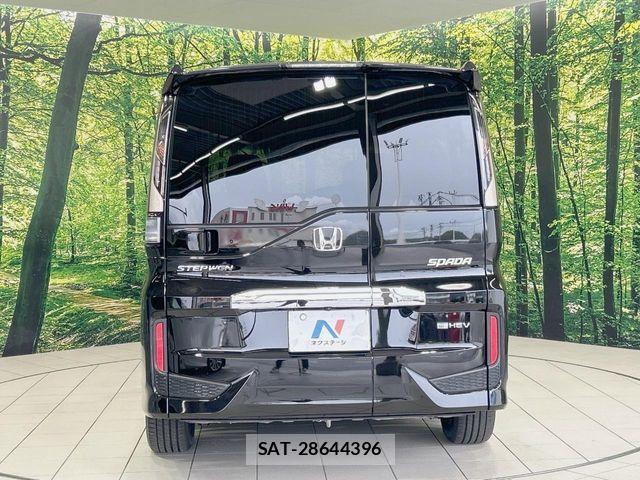Honda STEP WGN 2018-03 7789512-15