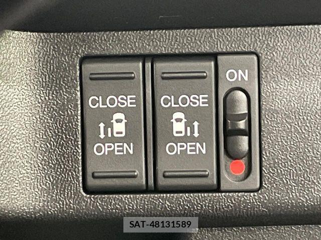 Honda STEP WGN 2018-08 7789511-4