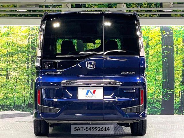 Honda STEP WGN 2018-03 7879710-14