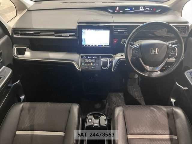 Honda STEP WGN 2017-10 7879712-2