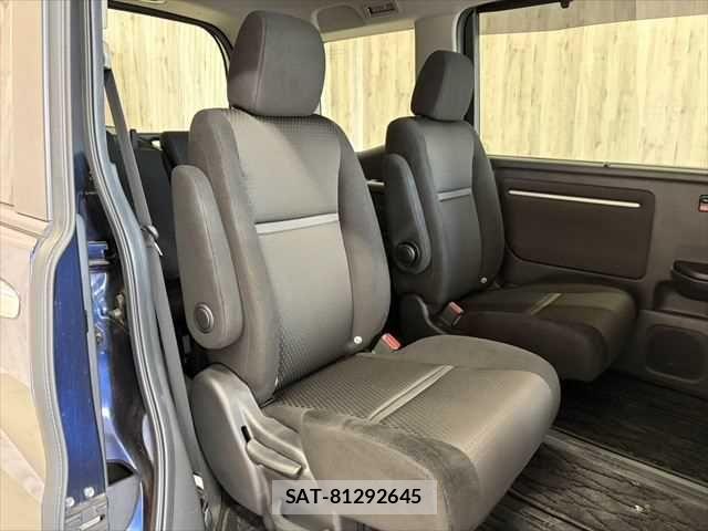 Honda STEP WGN 2019-11 7879709-9