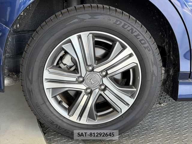 Honda STEP WGN 2019-11 7879709-28