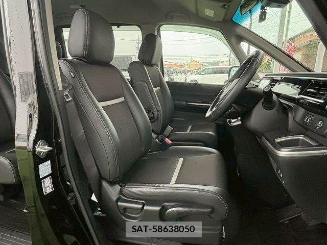 Honda STEP WGN 2017-10 7963927-11