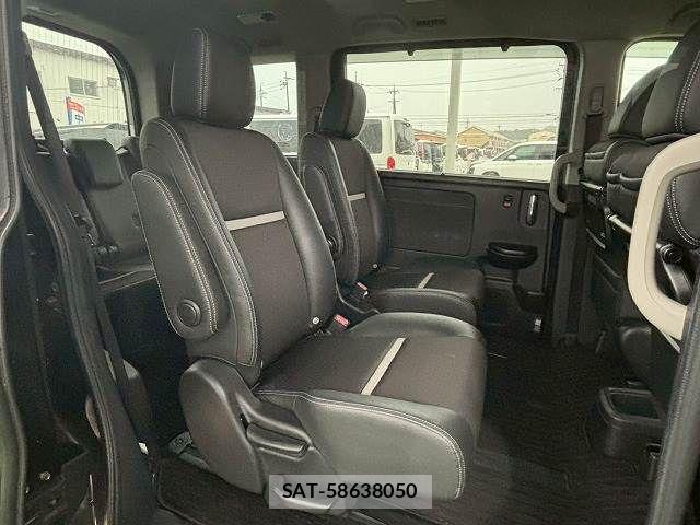 Honda STEP WGN 2017-10 7963927-13