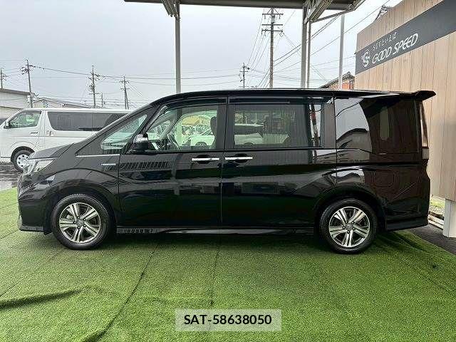 Honda STEP WGN 2017-10 7963927-16