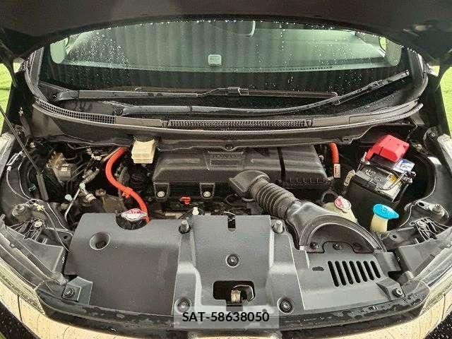 Honda STEP WGN 2017-10 7963927-17