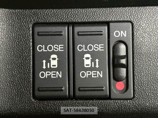 Honda STEP WGN 2017-10 7963927-7