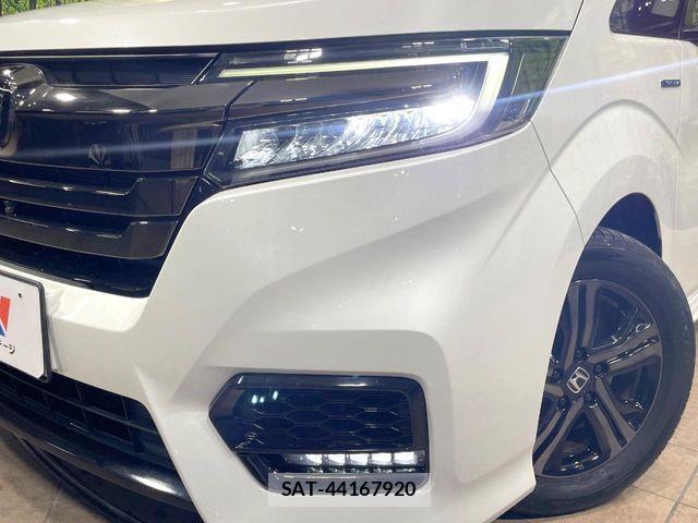 Honda STEP WGN 2019-12 7981155-12