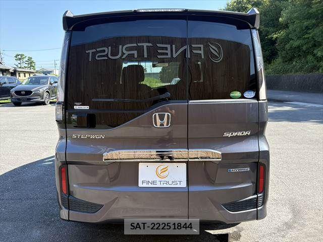 Honda STEP WGN 2019-09 8038508-22