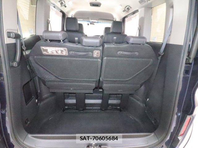 Honda STEP WGN 2018-07 8038506-10