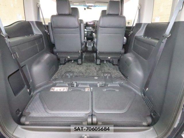 Honda STEP WGN 2018-07 8038506-12