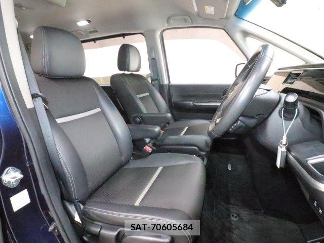 Honda STEP WGN 2018-07 8038506-3