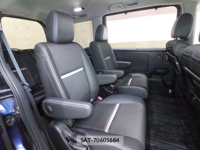 Honda STEP WGN 2018-07 8038506-4