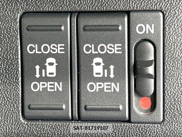 Honda STEP WGN 2018-10 8075741-4