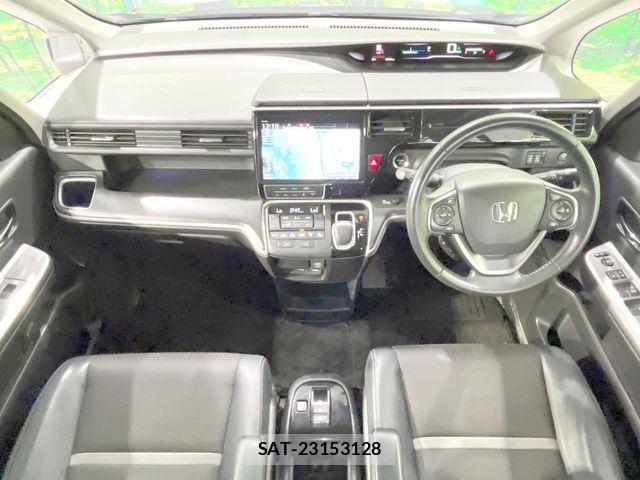 Honda STEP WGN 2019-11 8146768-1