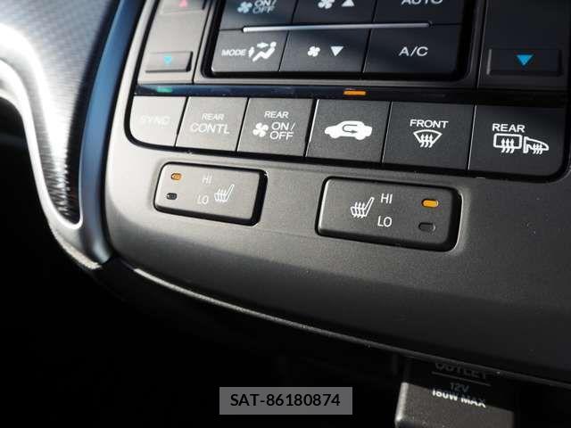 Honda STEP WGN 2017-09 8210445-14