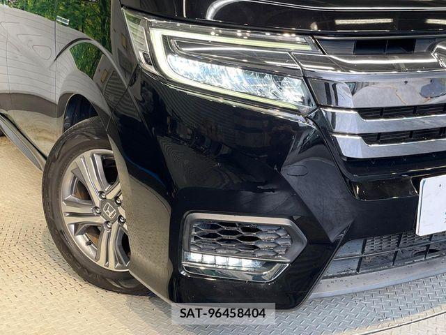 Honda STEP WGN 2018-02 8231940-12
