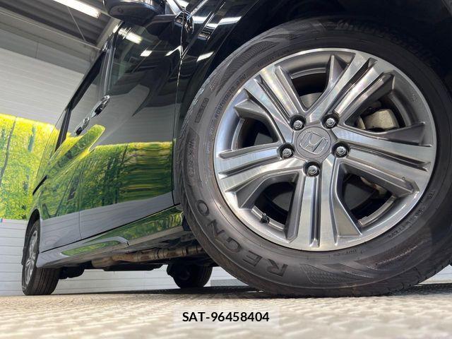 Honda STEP WGN 2018-02 8231940-13
