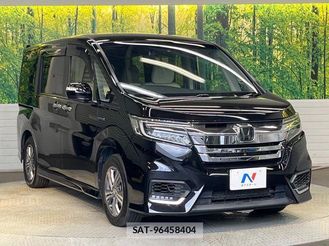Honda STEP WGN 2018-02 8231940-16
