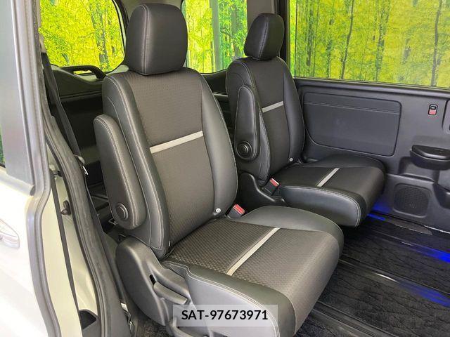 Honda STEP WGN 2017-10 8317388-9