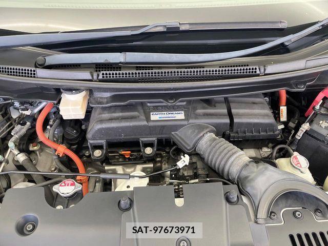 Honda STEP WGN 2017-10 8317388-18