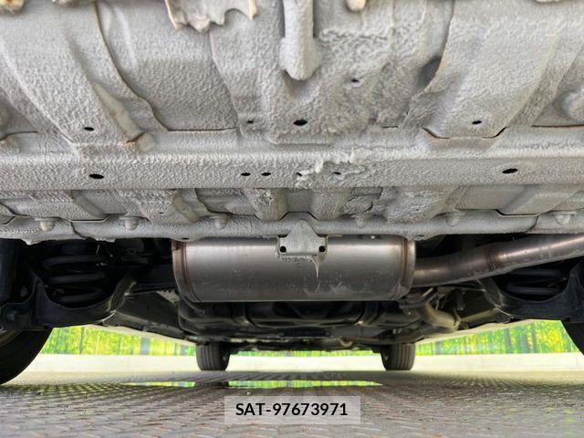 Honda STEP WGN 2017-10 8317388-19