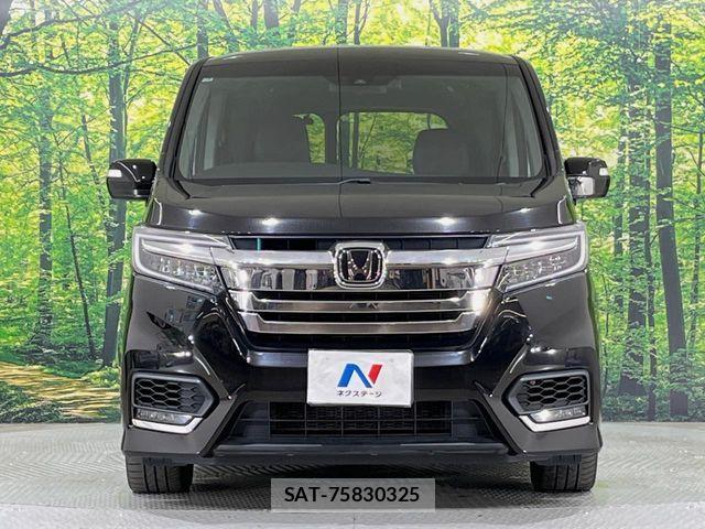 Honda STEP WGN 2019-03 8666958-14