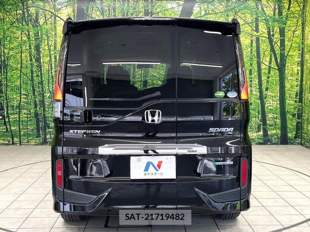 Honda STEP WGN 2017-10 8686670-15