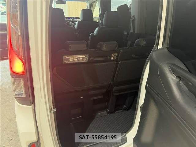 Honda STEP WGN 2018-03 8746091-12