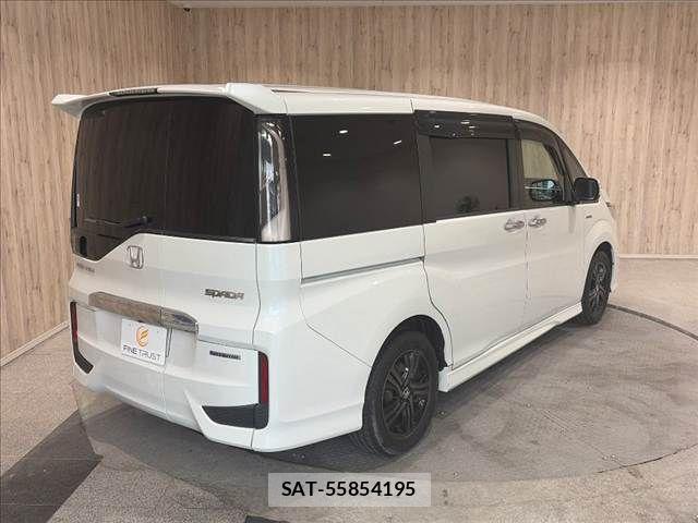 Honda STEP WGN 2018-03 8746091-19