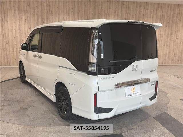 Honda STEP WGN 2018-03 8746091-21