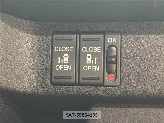 Honda STEP WGN 2018-03 8746091-8