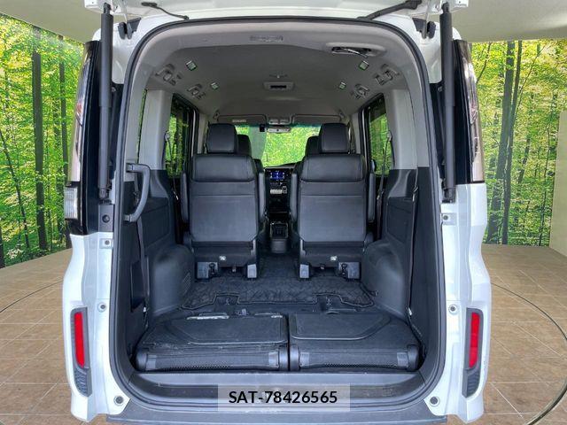 Honda STEP WGN 2018-03 8746090-10