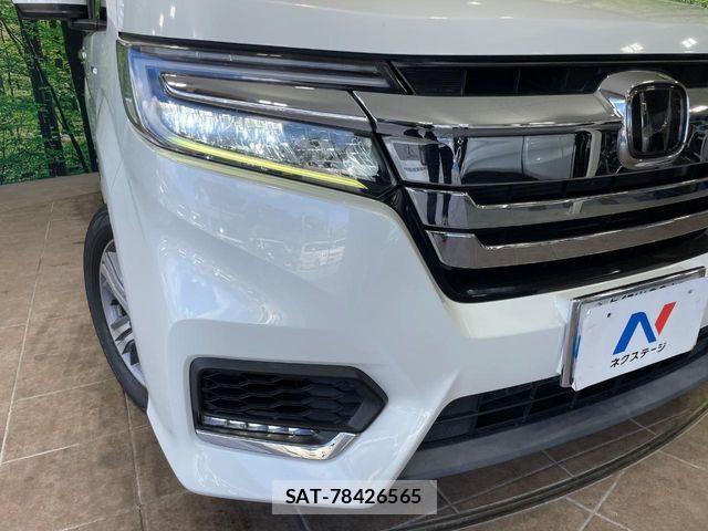 Honda STEP WGN 2018-03 8746090-12
