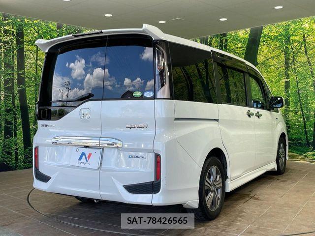 Honda STEP WGN 2018-03 8746090-15