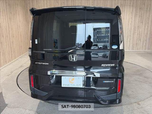 Honda STEP WGN 2017-09 8782189-21