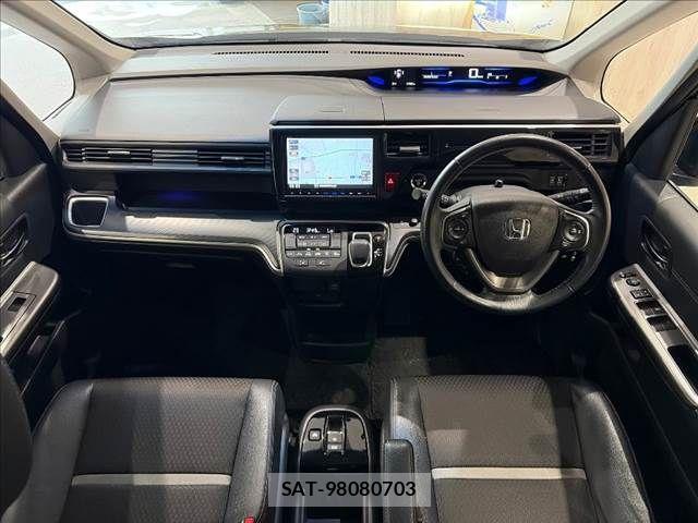 Honda STEP WGN 2017-09 8782189-2