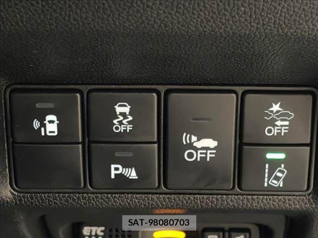 Honda STEP WGN 2017-09 8782189-8