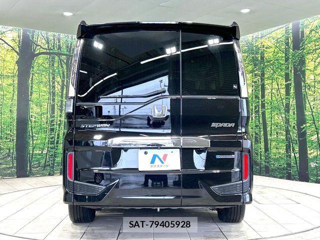 Honda STEP WGN 2017-09 8797601-15