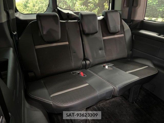 Honda STEP WGN 2019-01 8882379-11