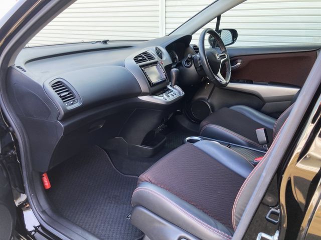 Honda STREAM 2011-02 3684852-8