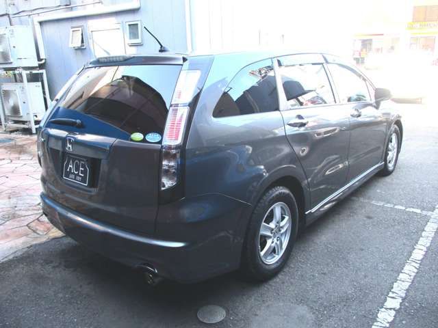 Honda STREAM 2011-02 3684856-6