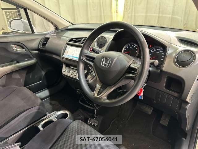 Honda STREAM 2008-06 5879722-9