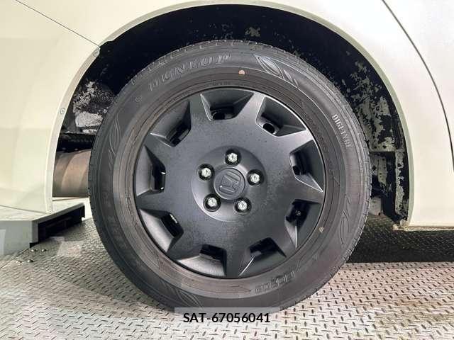 Honda STREAM 2008-06 5879722-28