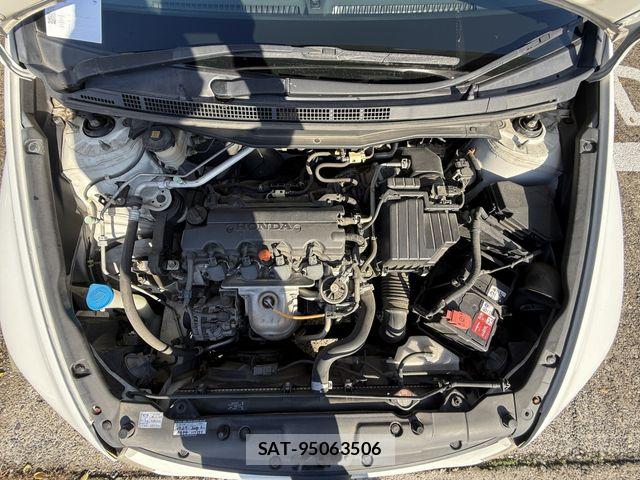 Honda STREAM 2013-01 6673783-13
