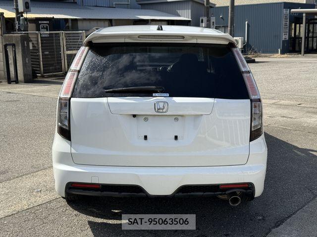 Honda STREAM 2013-01 6673783-3