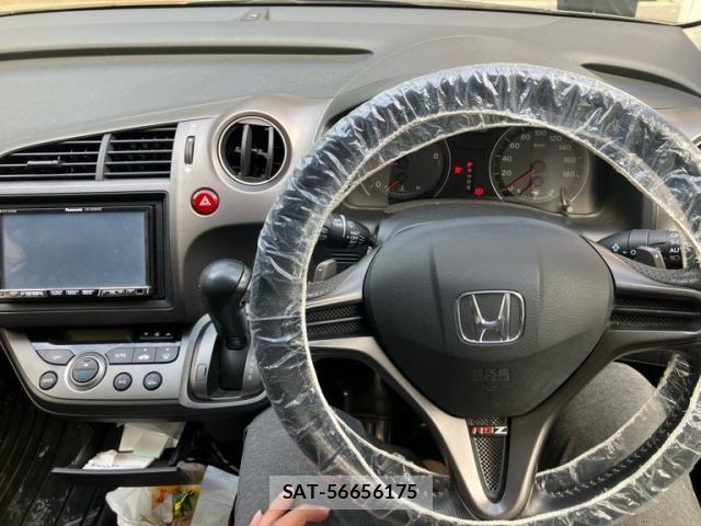 Honda STREAM 2007-06 7330358-14